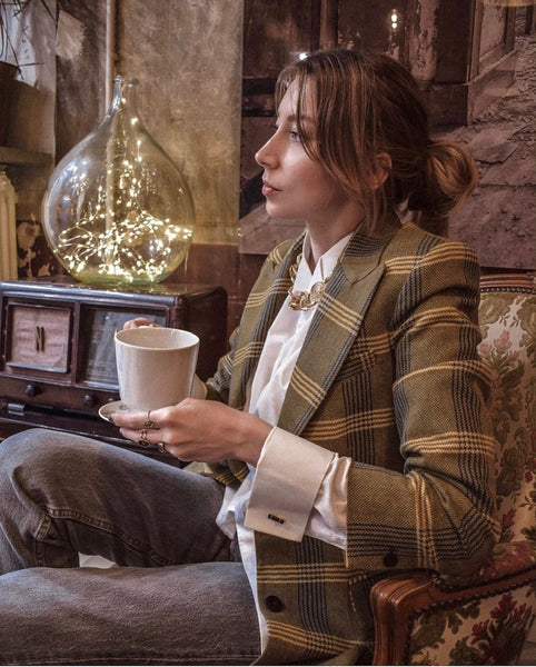 Anything Jewels Can Do, Ladies Cufflinks can do.