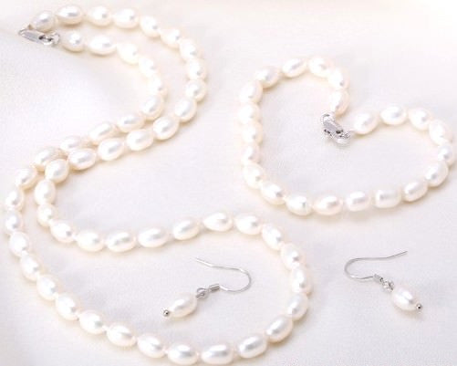 White Small Rice Pearl Jewellery Set