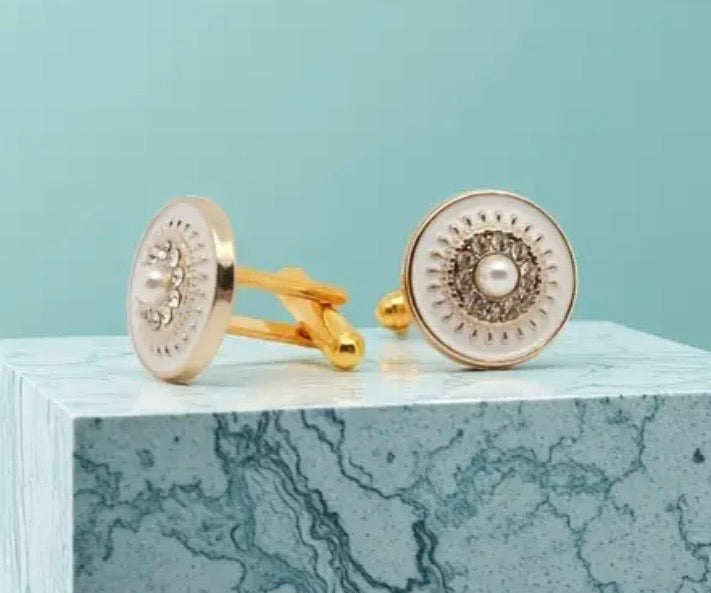 Gold crystal round pearl cufflinks