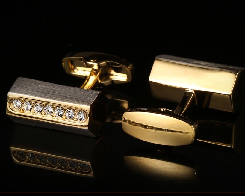 GOLD CRYSTAL CUFFLINKS