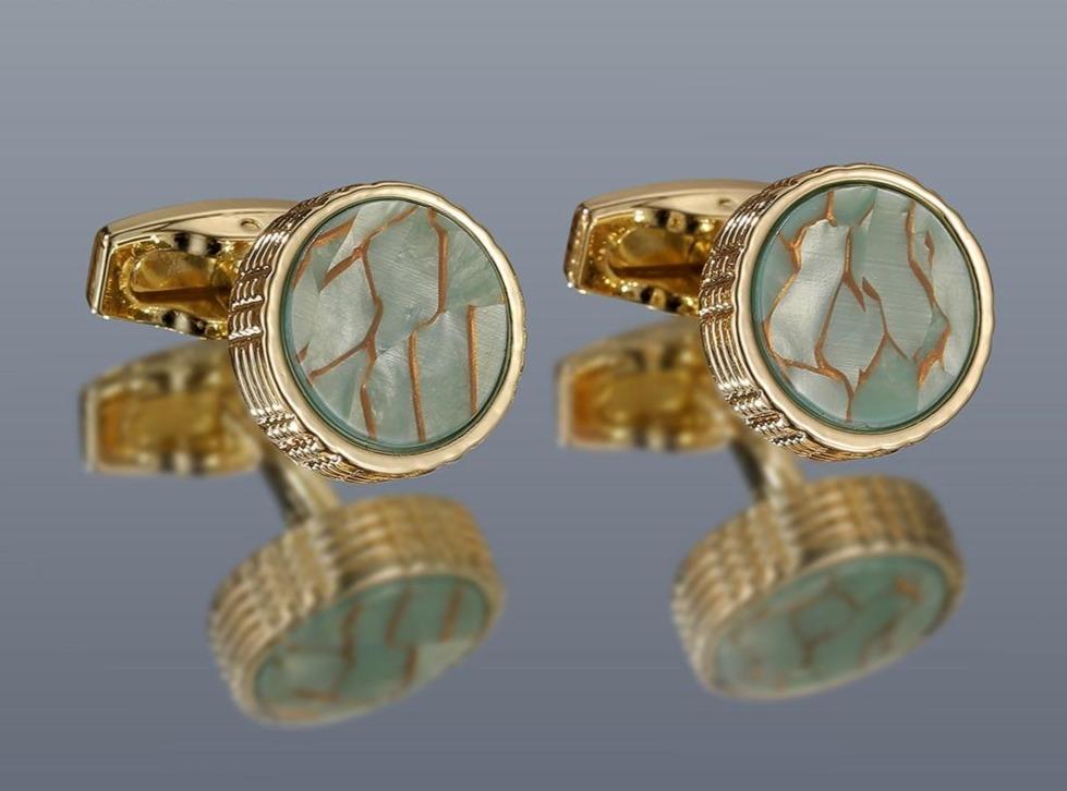 GOLD ROUND CUFFLINKS