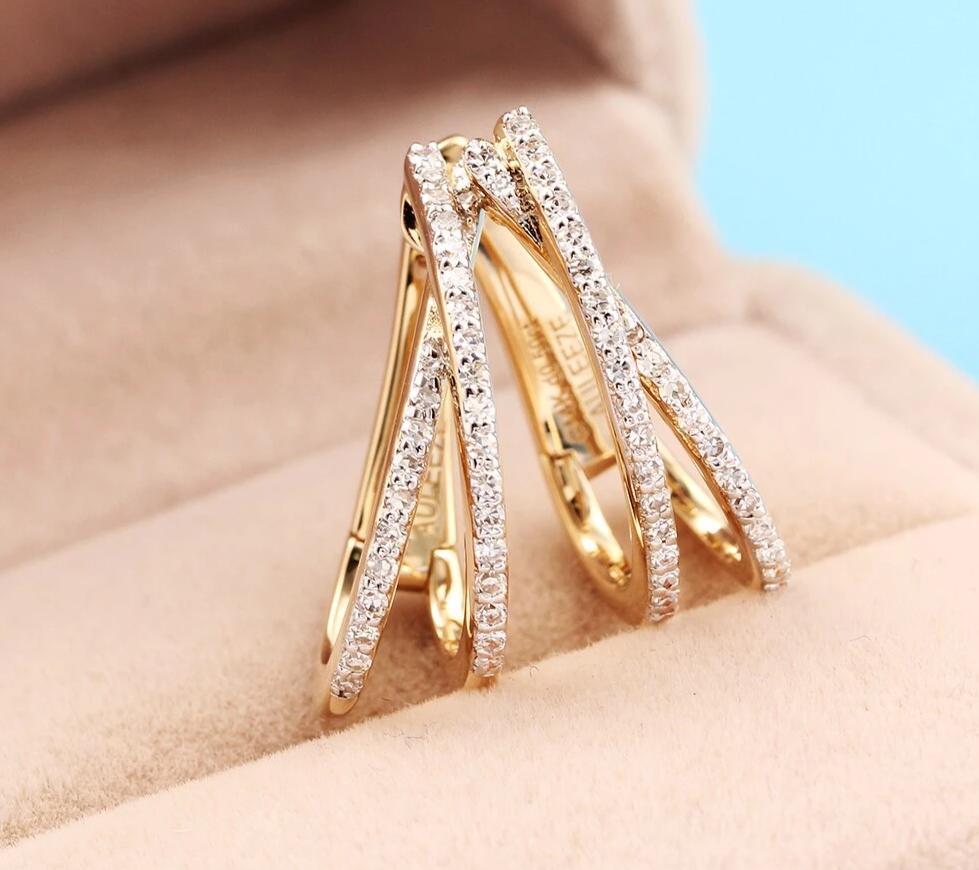 Diamond gold Earrings